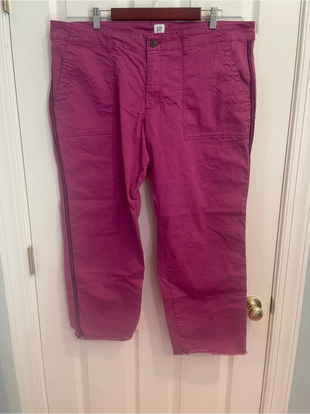 GAP Women Magenta Casual Utility Pants